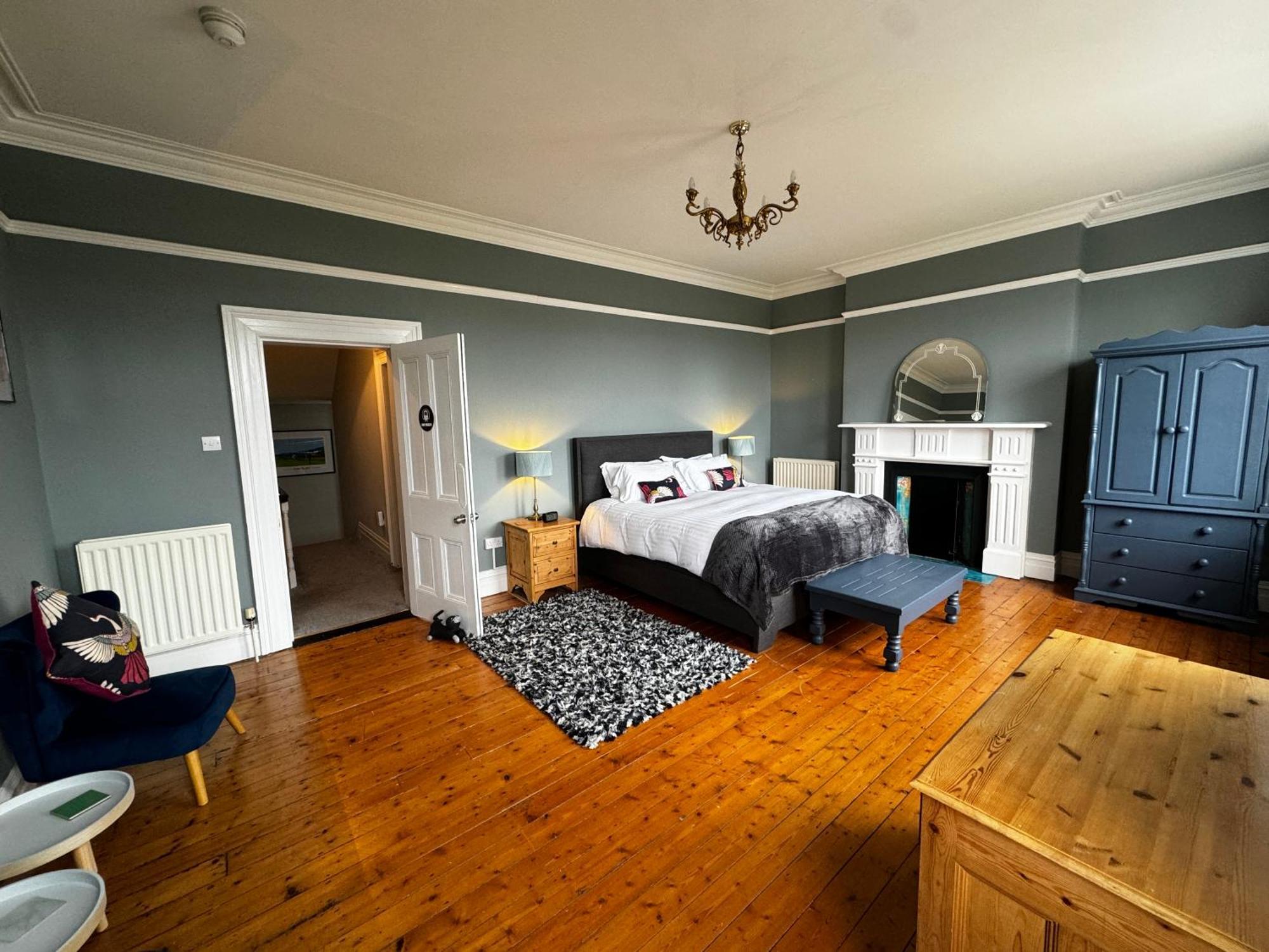 The Victorian Townhouse Portrush Villa Exteriör bild